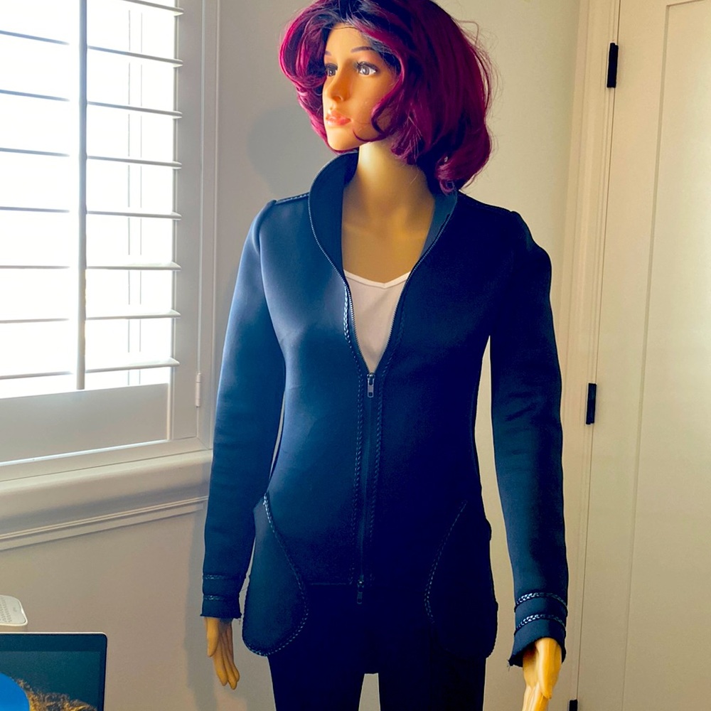 Sohung Designs New York. Size Small. Black Tuxedo Jacket. Double zipper. WOW
